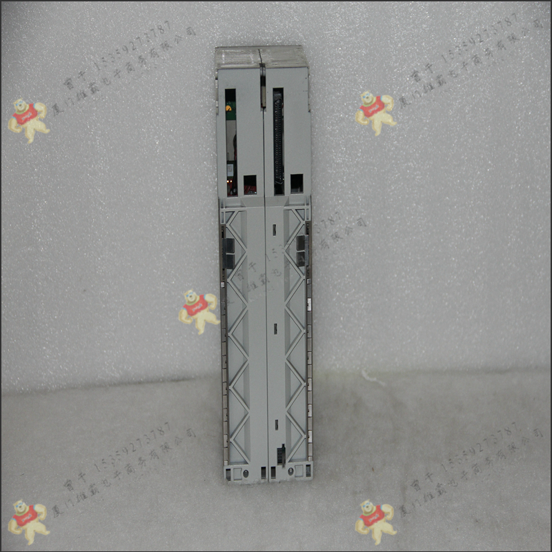 Schneider-施耐德      HMISTU655    伺服驅動器模塊     全新無憂